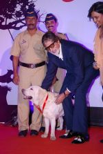 Amitabh Bachchan at Pawsitive People_s Awards in Mumbai on 22nd Sept 2013 (60).JPG